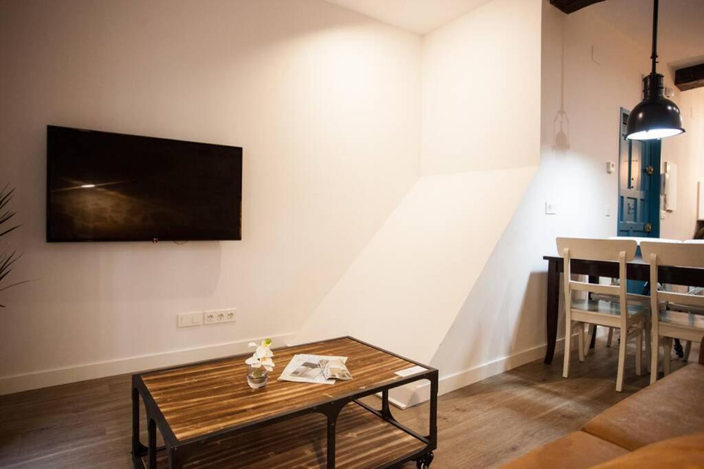 Bonito Apartamento, Nuevo Y En El Casco Viejo!!! Daire Bilbao Dış mekan fotoğraf